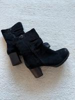 Absatz Stiefelette von Piedi Nudi, schwarz, NEUWERTIG Niedersachsen - Oyten Vorschau