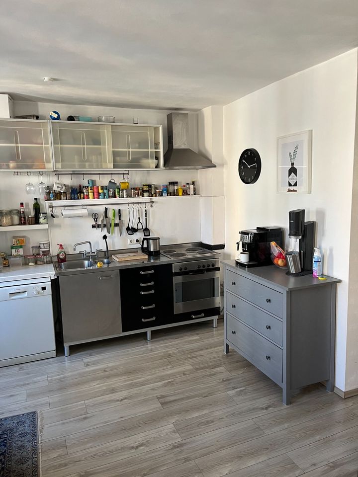 2-Zimmer-Wohnung in Deutz zur befristeten Untermiete (3 Jahre) in Köln