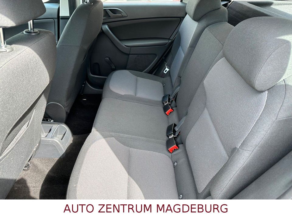 Skoda Yeti 2,0 TDI Klima RCD AHK Allwetterr. 1. Hand in Magdeburg