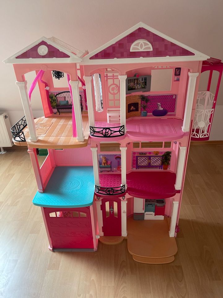 Barbie Haus Traumvilla XXL in Balve