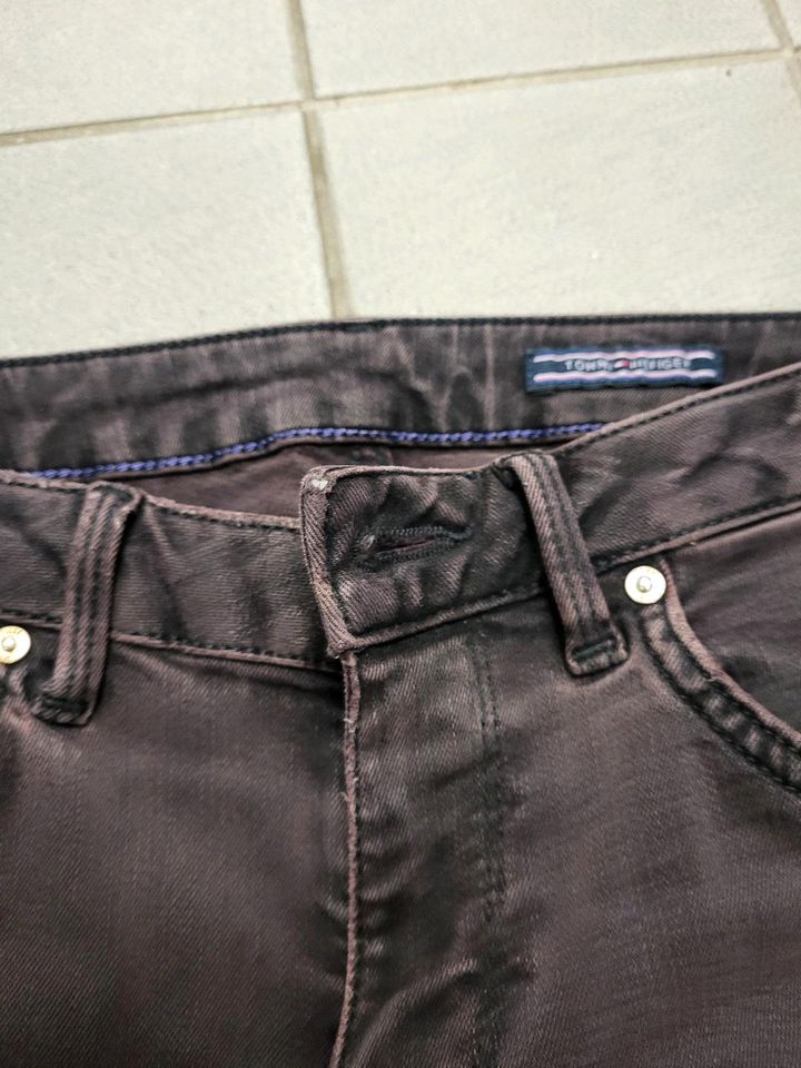 Tommy hilfiger jeans hose W27 in Erlangen