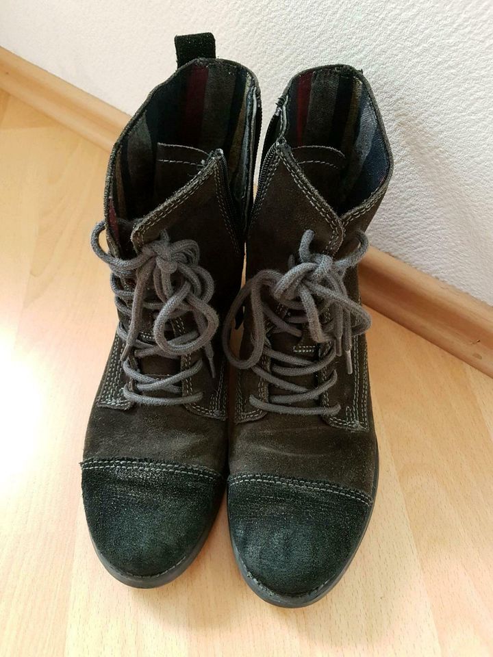 NEUw! Echt Wildleder Tamaris Stiefeletten Gr. 36 dunkelbraun in Oberursel (Taunus)