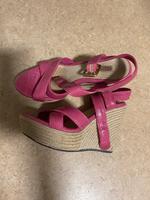 UGG Keilabsatz Sandalen Sommerschuhe pink Größe 36 München - Schwabing-West Vorschau