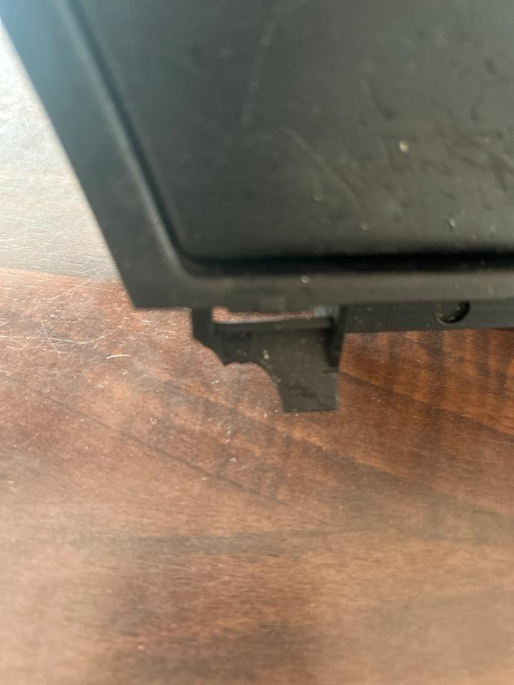BMW e 46 Radio mit CD plus Anbauteile Mittelschacht / Konsole in Wathlingen