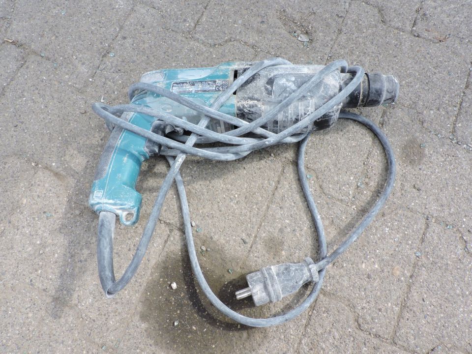 Makita HR 2450 Bohrhammer für Bastler in Münsterhausen