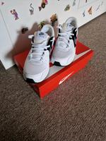 WMNS Nike Air Max EXCEE Leipzig - Großzschocher Vorschau