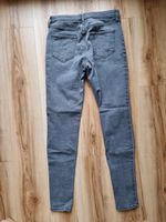 H&M HuM HM Skinny Fit Jeans Hose Gr. 140 dunkelgrau grau Brandenburg - Elsterwerda Vorschau