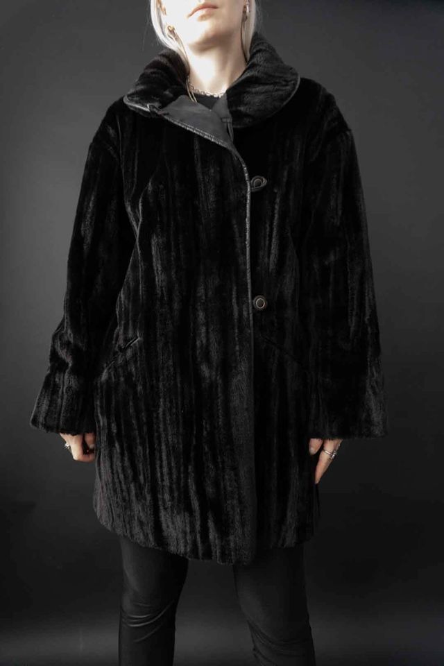 Vintage Avantgarde Wende-Mantel Fake Fur Coat Schwarz in Lüneburg