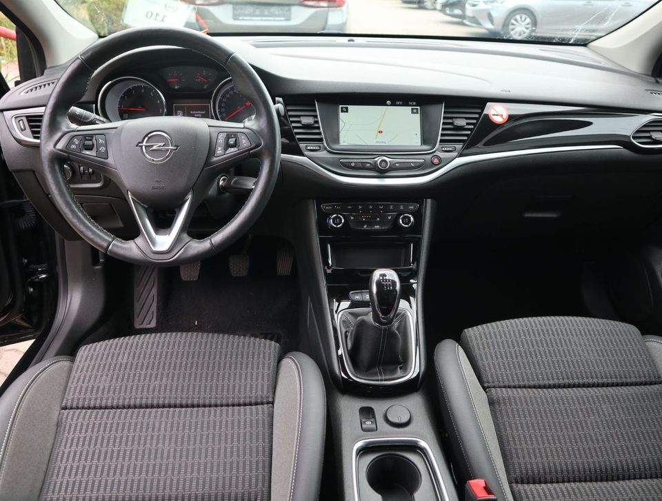 Opel Astra K ST 1.2 Eleg LED/AGR+/Klima/F-Kamera/Navi in Jüterbog