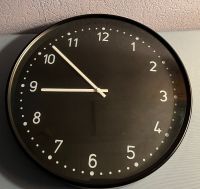 IKEA BONDIS Wanduhr Uhr Clock schwarz 38 cm Hessen - Wiesbaden Vorschau