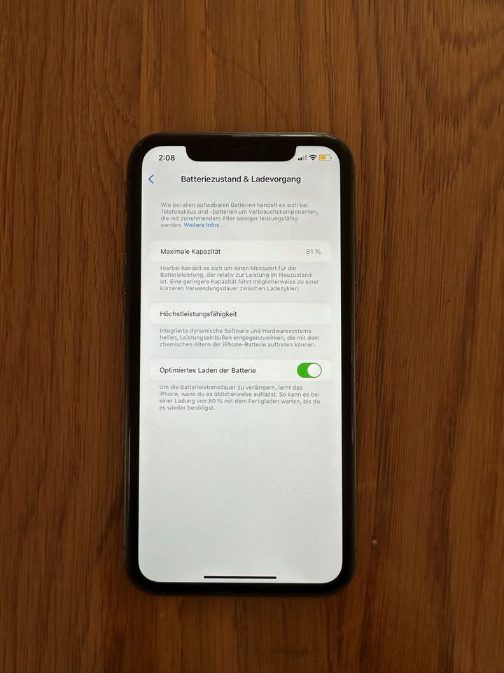 iPhone 11 128 GB in Hamburg