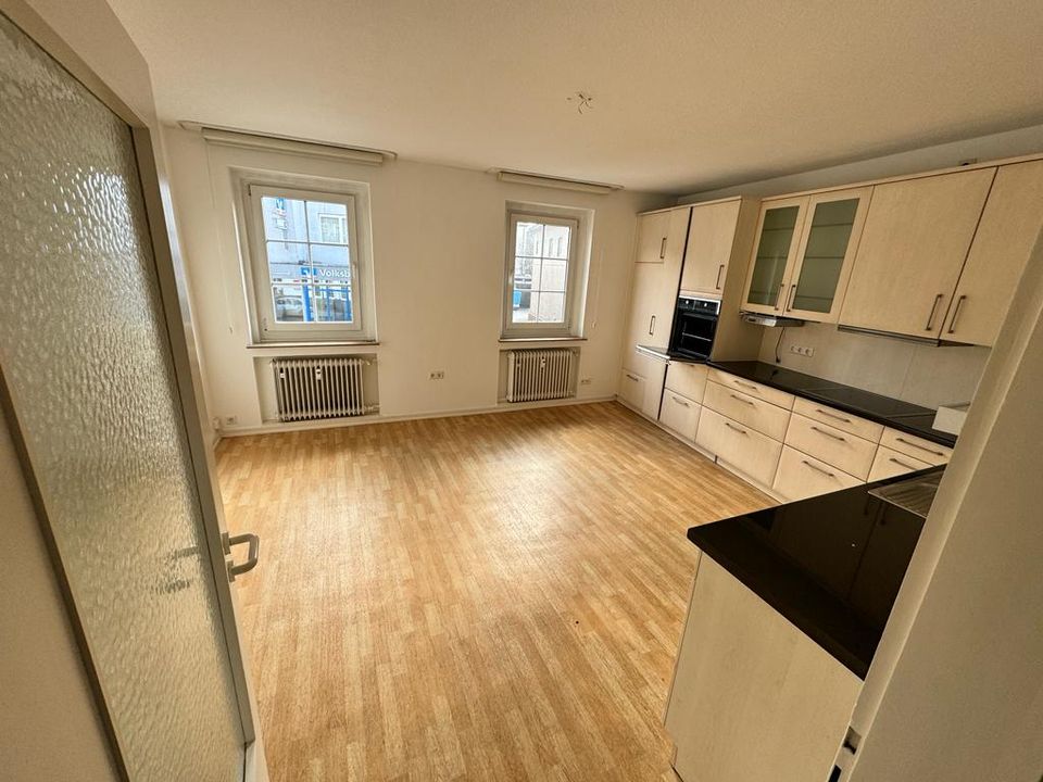 Moderne 2-Zimmer-Wohnung inbegriffen mit Einbauküche im Mietpreis in Olpe
