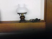 Vintage Tischlampe , Glasschirm weiß Saarland - Losheim am See Vorschau