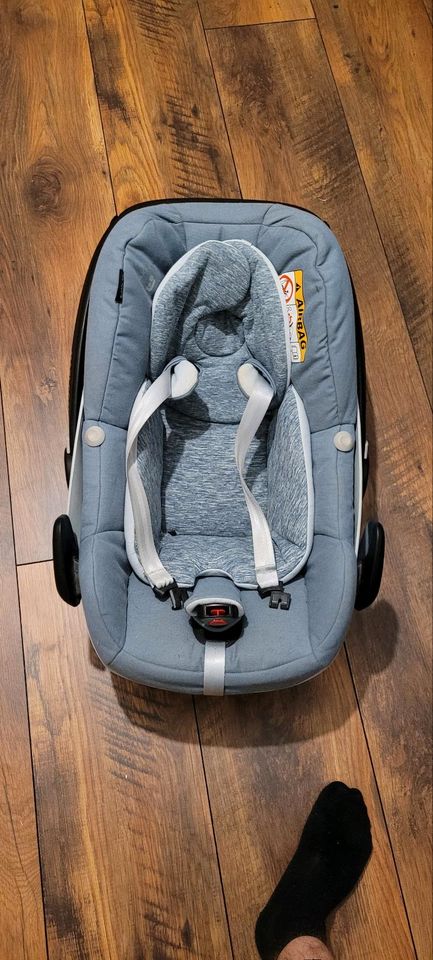 Maxi Cosi Pebble Pro i-Size UNFALLFREI!!! in Schliersee