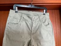 Takko Everme 7/8 Hose Khaki Gr. 42 Hessen - Babenhausen Vorschau