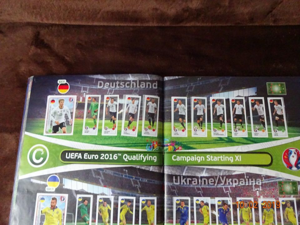 Panini Stickeralbum EM 2016 France - eingeklebt undvollständig in Berlin