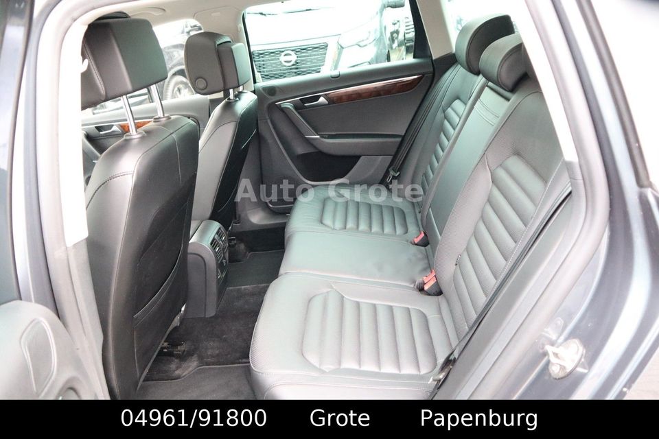 Volkswagen 2,0 TDI Highline, Leder, SD, AHK, Sitzheizung in Papenburg