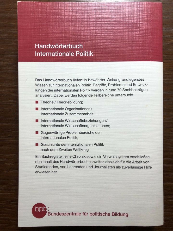 bpb Handwörterbuch Internationale Politik in Bochum