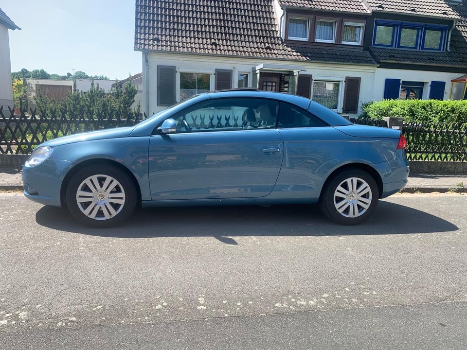 Volkswagen Eos 2.0FSI Orginal 33tkm in Neu-Isenburg