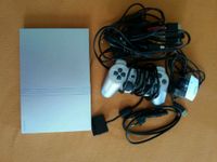 Sony Playstation 2 Slimline, silber mit Kamera und Controller Brandenburg - Angermünde Vorschau