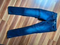Dunkelblaue Slim Jeans Gr. 29 von H&M Nordrhein-Westfalen - Solingen Vorschau