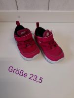 Nike Kinder Sneaker Größe 23,5 Niedersachsen - Steyerberg Vorschau