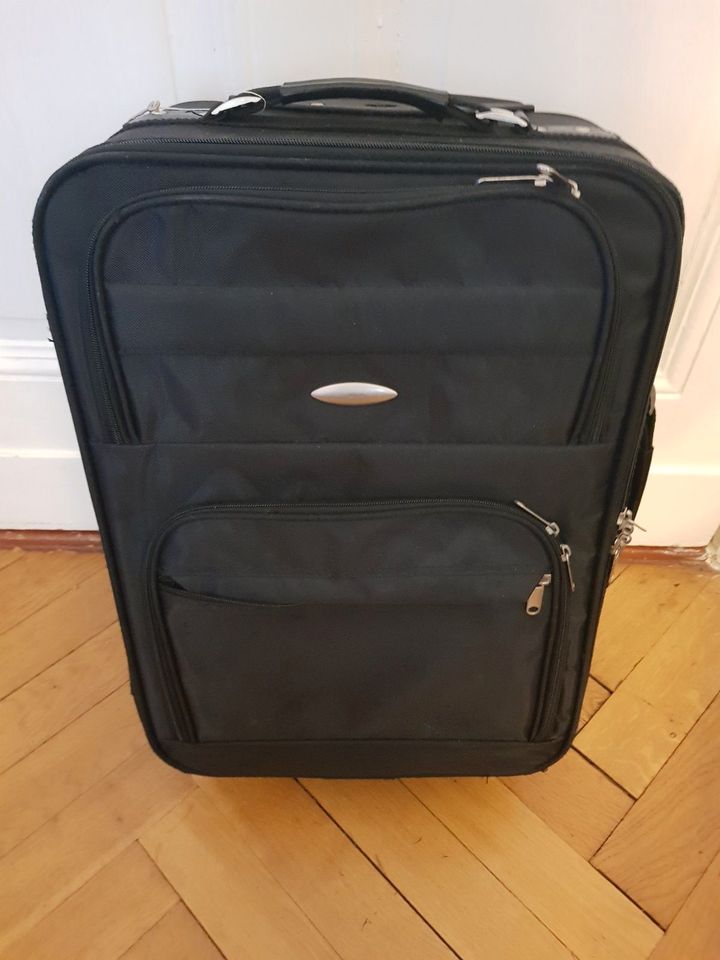 Handgepäck Trolley Koffer mit 2 Rollen H55x36cm in Berlin