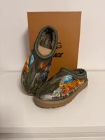 UGG x Palace Tasman Slipper Burnt Olive Camo Berlin - Marienfelde Vorschau