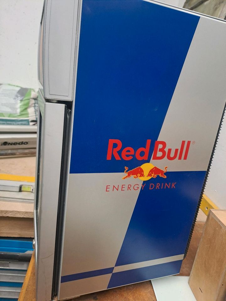 Red Bull Mini Kühlschrank in Oberstaufen