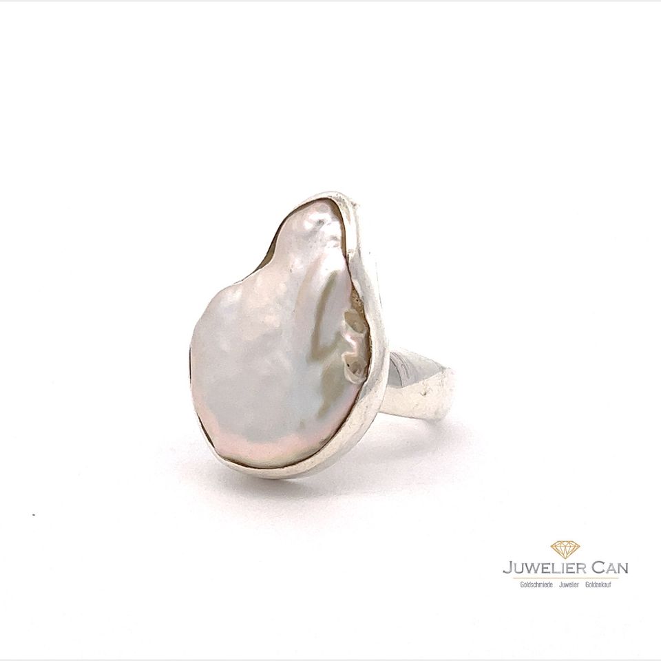 Ring mit Mabe- Perle aus Handarbeit  in Silber 925er in Leimen