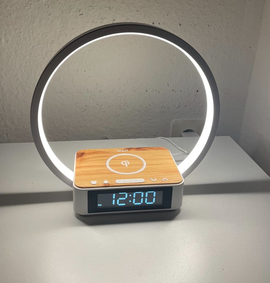 Smart Wireless Charging Digital Display Alarm Clock Table Lamp in Leipzig