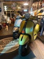 Vespa GTS 300 SuperSport NEUFAHRZEUG *AKTION* - KEIN GRAUIMPORT* Bayern - Landshut Vorschau