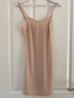 Spanx Thinstincts Kleid S 34-36 neu Eimsbüttel - Hamburg Niendorf Vorschau