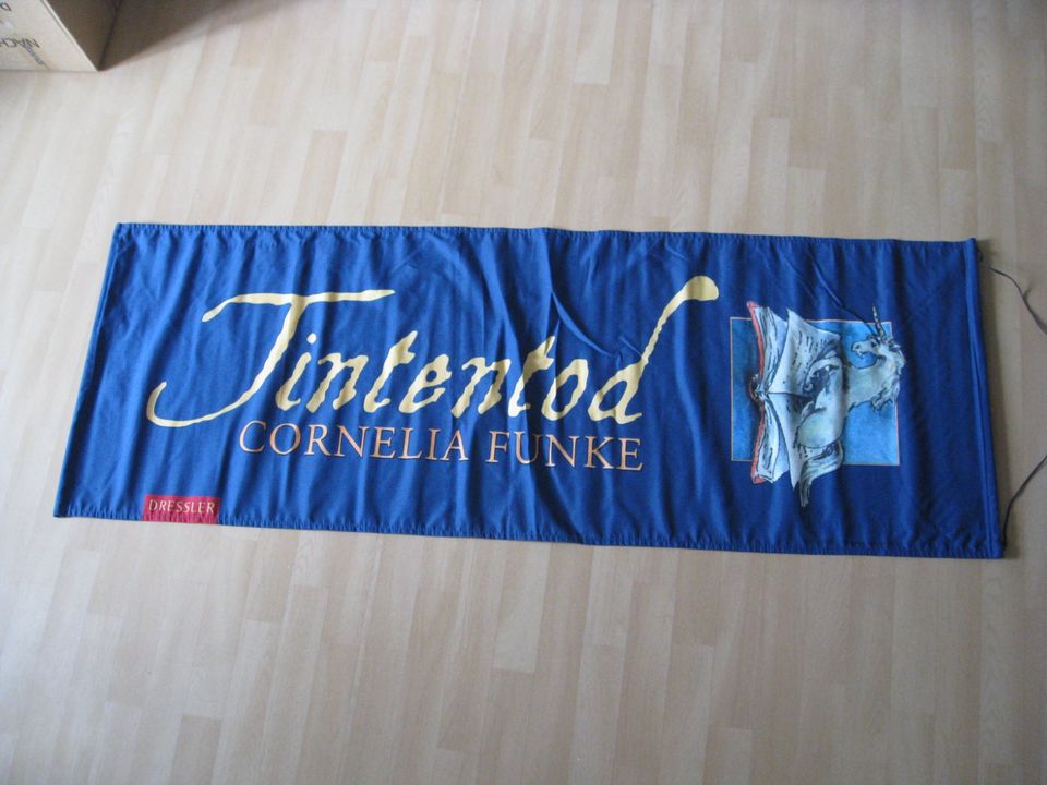 "Tintentod" - Cornelia Funke, Werbe-Banner aus Stoff, unbenutzt in Berlin