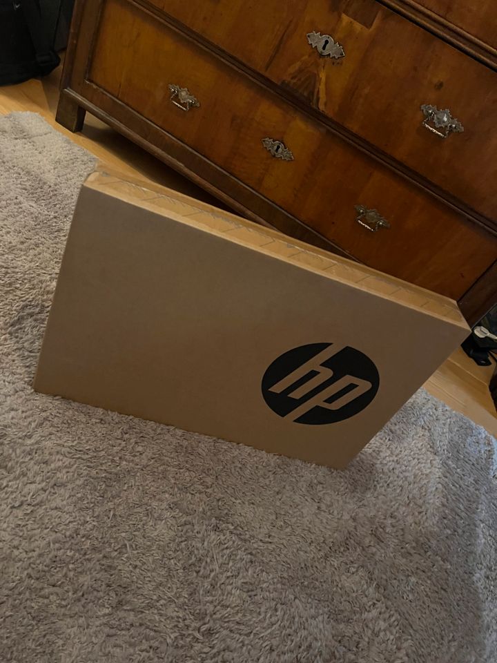 Laptop NEU | HP 17-cp0636ng | 8GB / 512GB | +1 Jahr MS365 in Frankfurt am Main