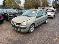 Renault Clio Schlachtfahrzeug Ersatzteile PKW Teile Nordrhein-Westfalen - Kaarst Vorschau