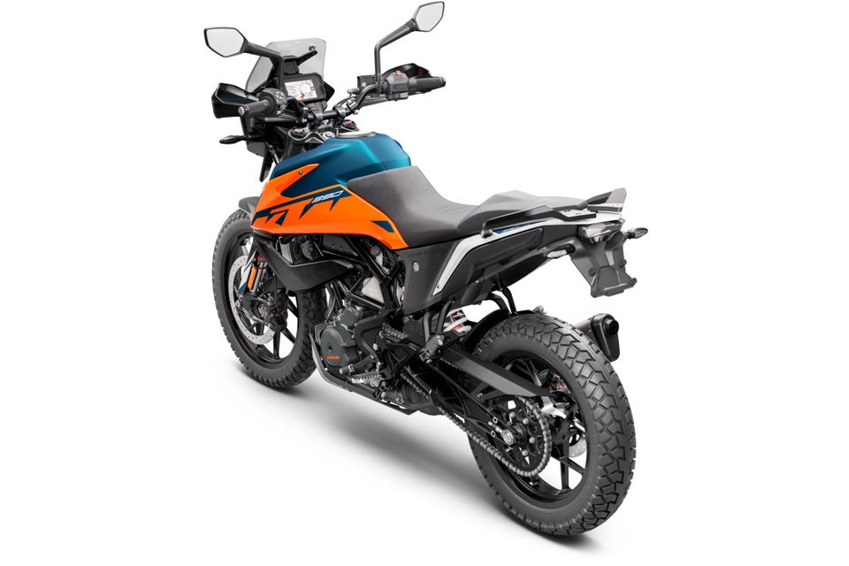 KTM 390 Adventure 2023 Orange Neufahrzeug *Frühjahrsaktion* in Winnenden