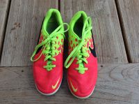 Nike: 2x Sportschuhe, Halle, Gr. 38,5 Saarland - Kirkel Vorschau