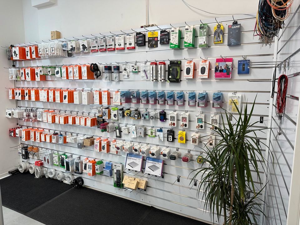 Handy IPhone Reparatur und Displaywechsel, Sofort, bei Amir In SE in Bad Segeberg