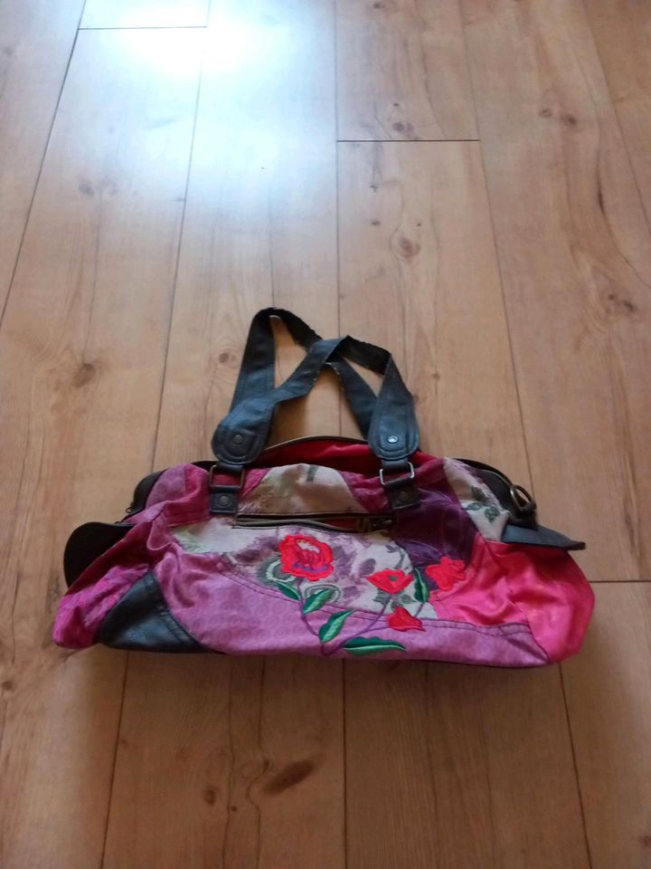 Desigual Handtasche in Breitenau bei Westerwald