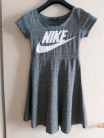 Nike Damen Kleid Sportswear Bayern - Mauern Vorschau