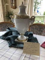 Historische Porzellan Vase/Pokal von Fürstenberg Nordrhein-Westfalen - Höxter Vorschau