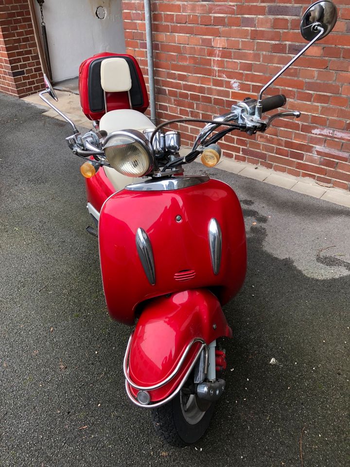 Retro Motorroller ZNEN ZN125T-E in Essen