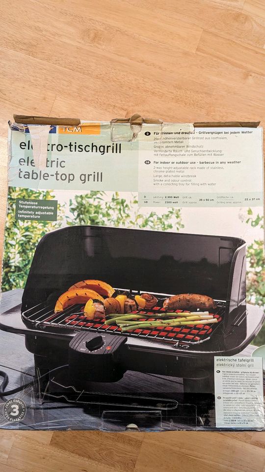 Elektro Tischgrill für drinnen und draußen 2300Watt in Sonthofen