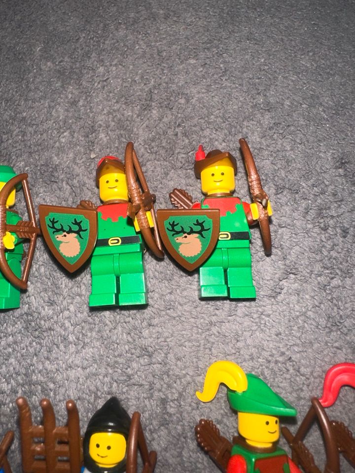 Lego Minifiguren Castle Waldläufer Löwenritter Robin Hood in Hohenwestedt