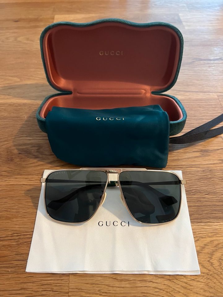 Gucci Sonnenbrille GG 0840S 002 in Bensheim