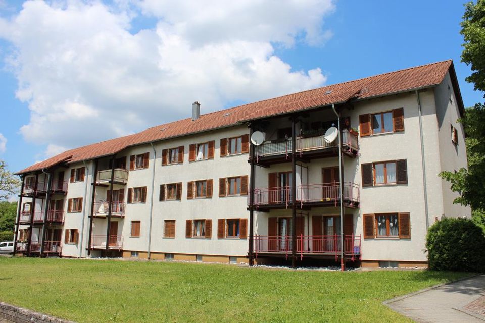 Ruhig und naturnah gelegene 3-Zimmerwohnung mit Balkon im Erdgeschoss. in Süßen