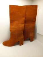 Tory Burch Stiefel superschön! Wildleder orange Koralle neuwertig Hessen - Steinbach Vorschau