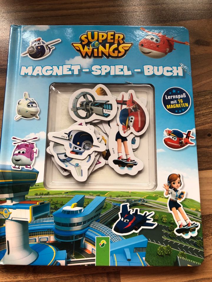 Magnet-Spiele-Buch superwings in Friedberg