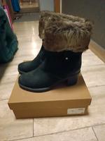 Winter Damenstiefel Unisa Neu OVP gefüttert (Wolf) Hessen - Wehretal Vorschau
